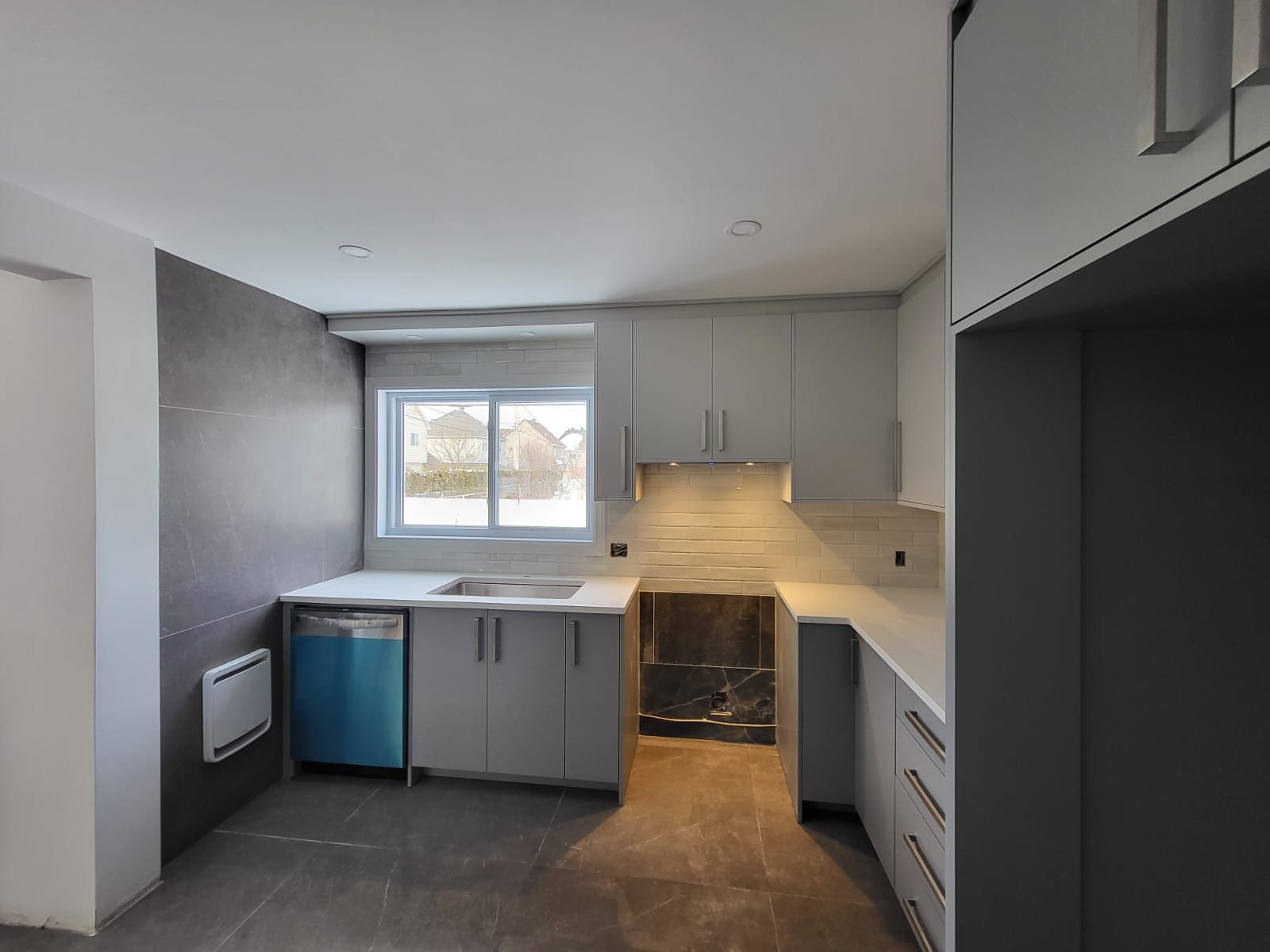 Kitchen cabinet installation